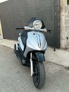 Piaggio - Beverly