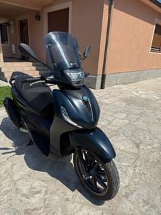 Piaggio - Beverly