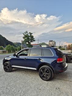 Volkswagen - Touareg - R5