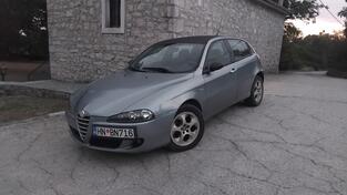 Alfa Romeo - 147 - jtd