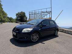 Toyota - Auris - 2.0 D-4D
