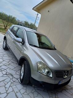 Nissan - Qashqai - 1.6