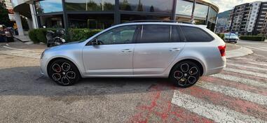 Škoda - Octavia - 2,0D VRS