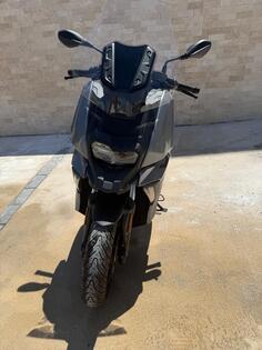 BMW - C400X