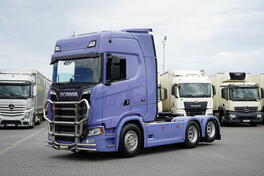 Scania - S 590 / V8 / Euro 6 / ACC / Bogie / 3 osovine / Retarder / DMC 80.000 kg / Tegljač / DOM...
