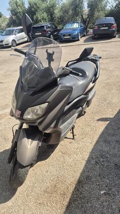Yamaha - X Max
