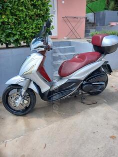 Piaggio - Beverly sport touring