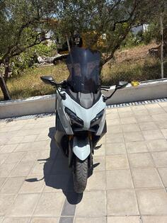 Yamaha - HP560 D T-Max
