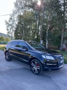 Audi - Q7