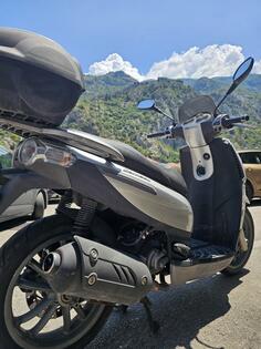 Piaggio - Carnaby 125