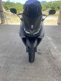 Yamaha - T MAX