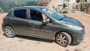 Peugeot - 207 - 1.6 hdi