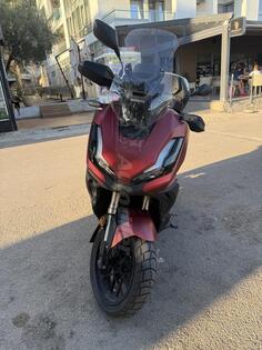 Honda - ADV 350