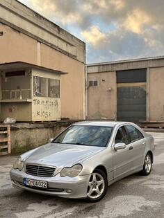 Mercedes Benz - C 200 - 2,2 85 KW CDI