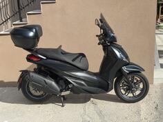 Piaggio - Beverly S 400