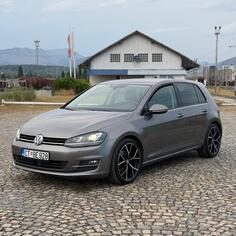 Volkswagen - Golf 7 - Highline 2.0TDI DSG