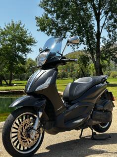 Piaggio - Beverly Police 300S