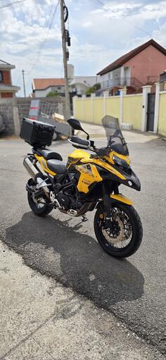Benelli - trk 502x