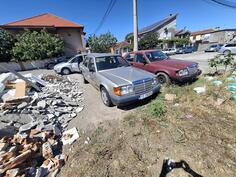 Mercedes Benz - 200 - 200