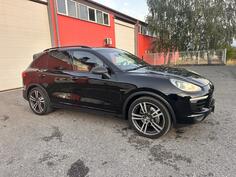 Porsche - Cayenne - S