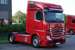 Mercedes Benz - Actros 1845 / MP5 / Big Space / Gume 100% / Posle servisnog ugovora / Tegljač / I...