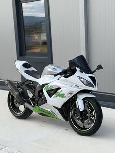 Kawasaki - ZX6R-636