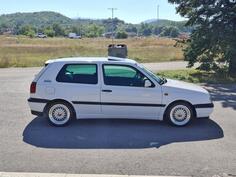 Volkswagen - Golf 3