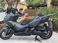 Honda - Adv 350