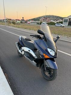Yamaha - TMAX