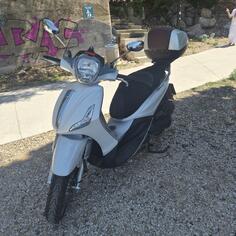 Piaggio - beverly