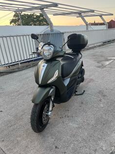 Piaggio - beverly 300