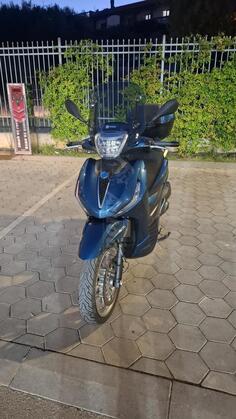 Piaggio - Beverly 300 hpe