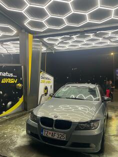 BMW - 320 - 2.0