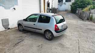 Renault - Clio - 1.5 dci