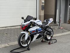 Suzuki - GSX-R