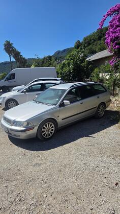 Volvo - V40 - 1.9