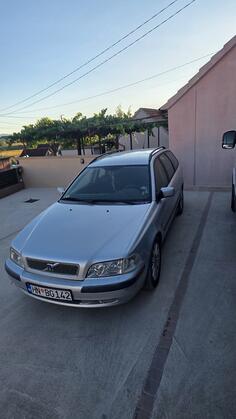 Volvo - V40 - 1.9