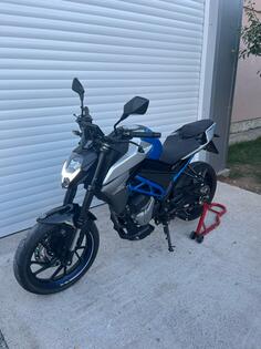 CFMoto - 300nk