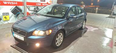Volvo - S40 - 2.0 100kil