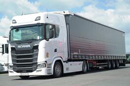 Scania - S 530 tegljač + poluprikolica sa kliznom ceradom / IMP-4381