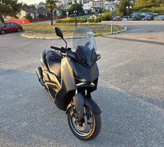 Yamaha - X-Max