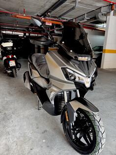 SYM - ADX 300