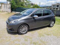 Peugeot - 208 - 1.2i