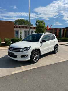 Volkswagen - Tiguan - 2.0 TDI R LINE 4 MOTION