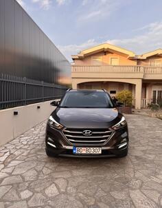 Hyundai - Tucson - 1.7 crdi