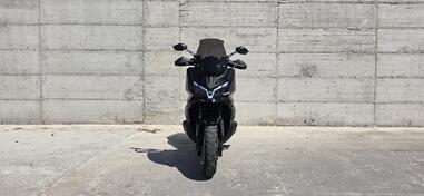 SYM - ADX 300