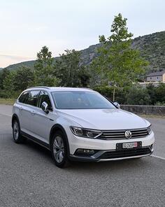 Volkswagen - Passat Alltrack - 2.0 TDI