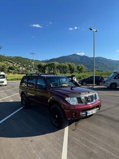 Nissan - Pathfinder - 2.5 126. kw