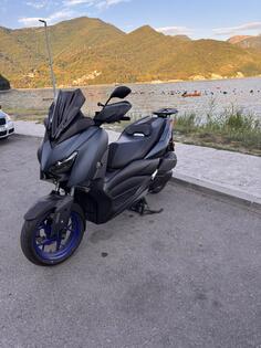 Yamaha - xmax 300