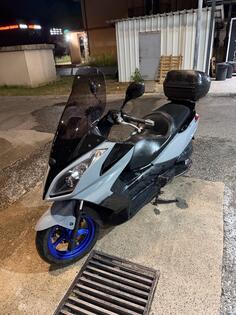Kymco - downtown